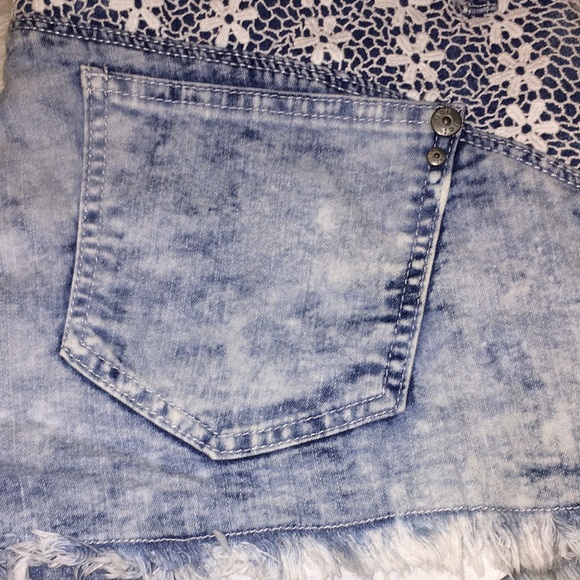 Ladies faded short l.e.i lowrise  13 regular - Picture 5 of 5